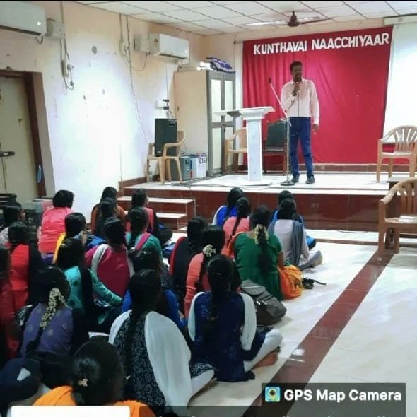 hari_dodesign's tweet image. #DoDesign
#Entrepreneurship_Seminar 
#Kunthavai_Womens_College_Thanjavur
#Business_Idea
#How_to_Start_New_Business
#Womens_Entrepreneur