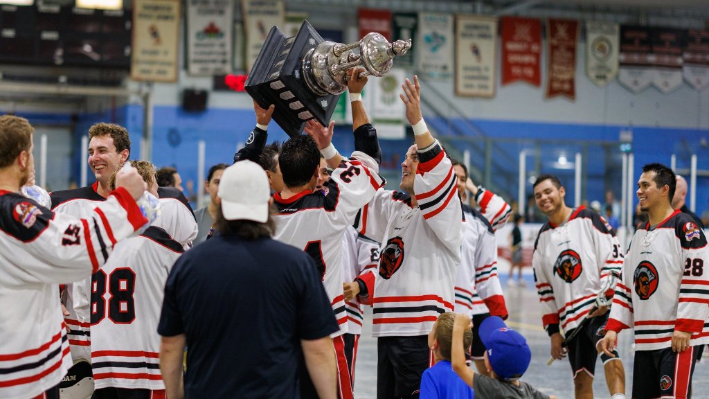 SN_RivermenLax's tweet photo. 2022 #OntarioSeriesLax champions 
#PresCup2022 Bronze medalist 🥉 https://t.co/L5rjjBca1z