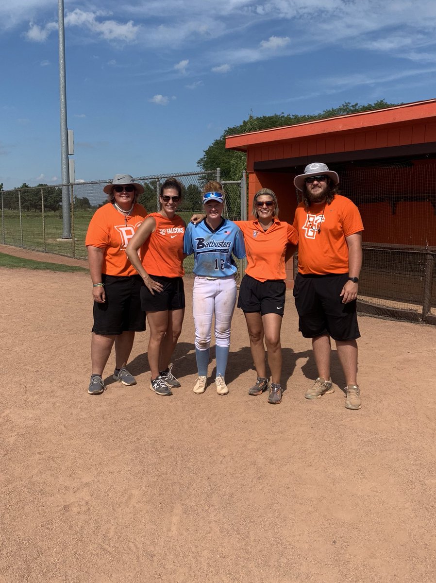 Had an awesome time at the <a href="/BGSUSoftball/">BGSU Softball</a> camp today!! Thank you @CoachFentonBG and the BGSU team for making it fun!