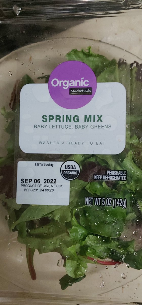 CreatorSama's tweet photo. @Walmart @WalmartInc @walmarthelp  Why is there a GRASSHOPPER in my SALAD?!?

WTF kind of quality control IS this?!? https://t.co/IgfsOFBC6B