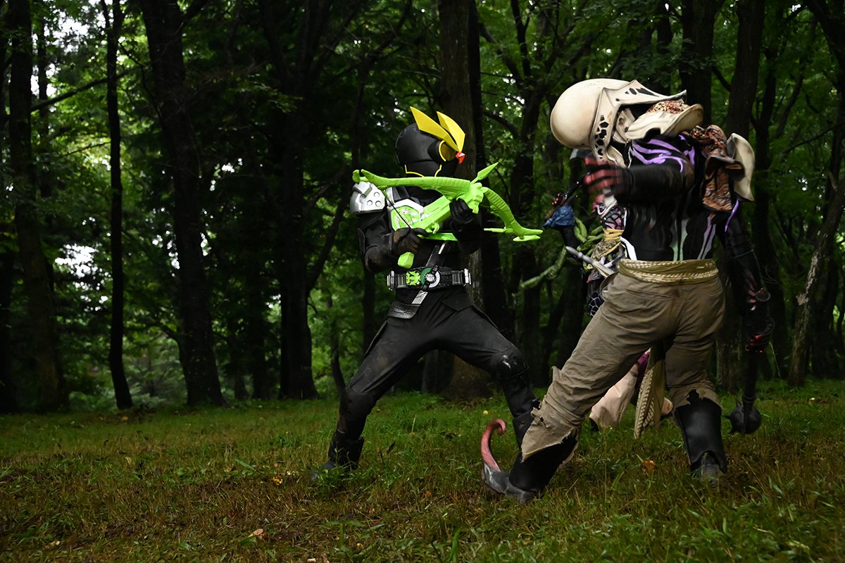 TokuRed's tweet photo. Kamen Rider Geats Episode 2 pics part 2

#仮面ライダーギーツ
#ダーパン #dapaan #リバイス
#仮面ライダータイクーン #tycoon
#バッファ #buffa #ツムリ
#仮面ライダーメリー #mary
#ナーゴ na-go
#ギンペン #ginpen #revice
#ドンブラザーズ #donbrothers https://t.co/2ownXkjhJl