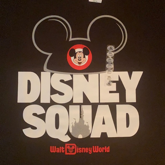 justsodaisy's tweet photo. So good I had to share! Check out all the items I'm loving on @Poshmarkapp from @fashionable_LIV #poshmark #fashion #style #shopmycloset #freestyle #disney #derekheart: https://t.co/hEi1fno9c1 https://t.co/iULE91CjLS