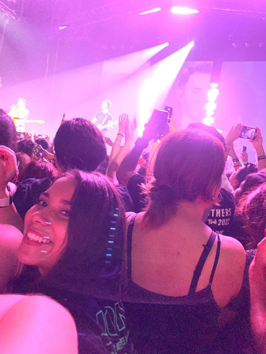 eli_zabethQ's tweet photo. #RememberThisTourMEXICO
1 sept / 2 sept ❤️❤️❤️❤️ https://t.co/yaT5PbdoNz