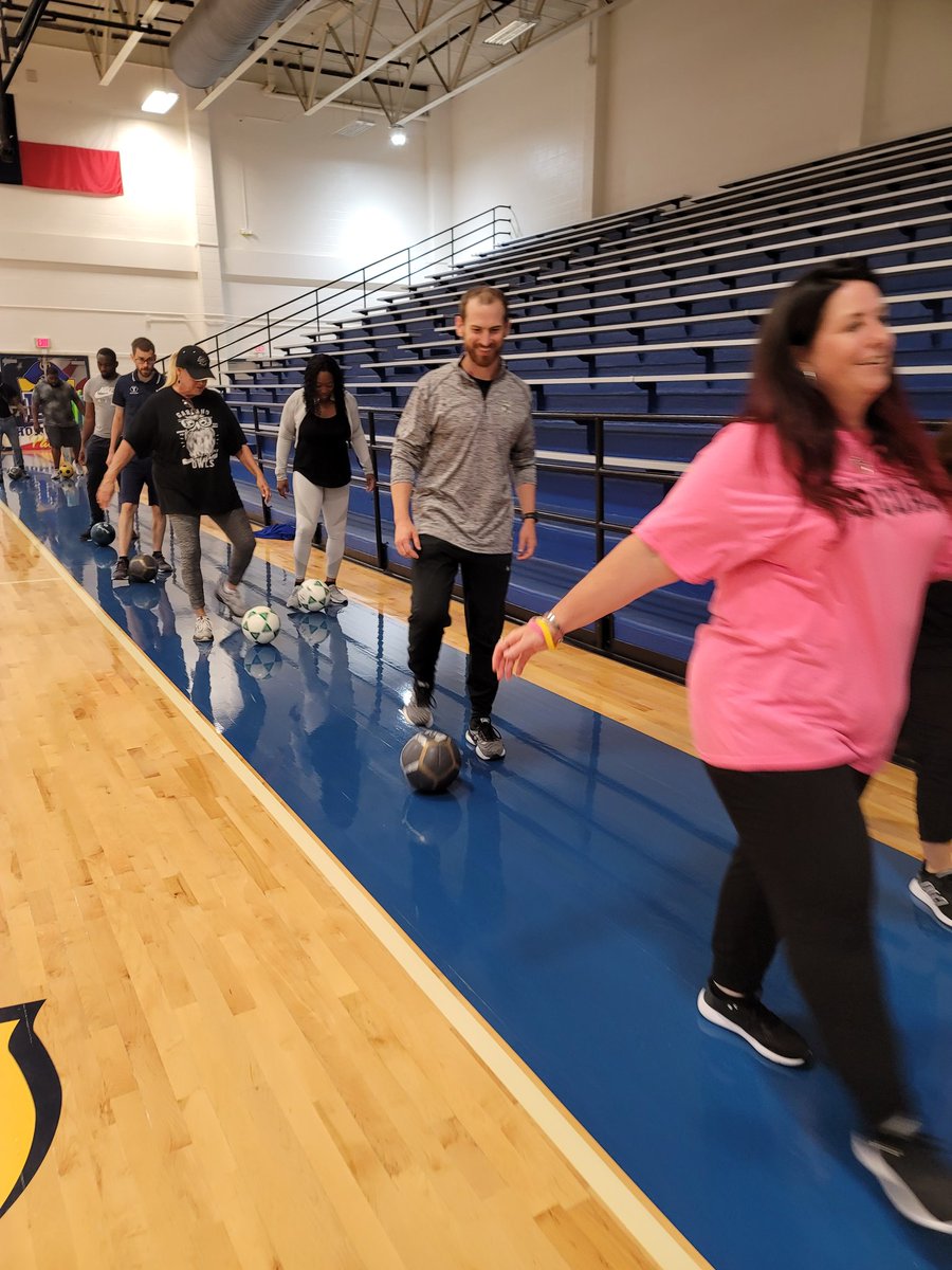 GISD_PE's tweet photo. It's always the smiles 😊 for me! @OfficiallyJohnB @GISD_PD @LCHS_Patriots #GISDHPE #staffdevelopment #footskillsunit #dribbling #soccer #makePEfun https://t.co/xyNg6MSJie