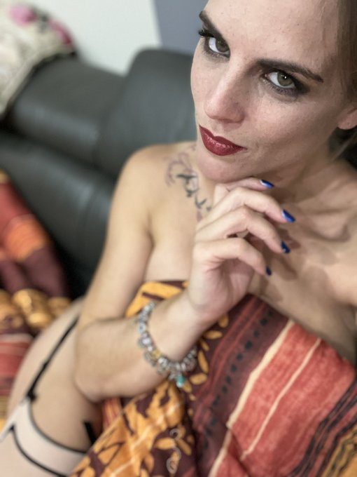 Bonne nuit mes lapins https://t.co/uOXErmCdZp