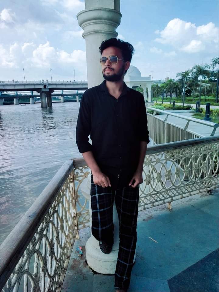 SayeedulHasan3's tweet photo. मेरे बेटे मेराजुल हसन को जन्मदिन की पर  शुभकामनाएं अल्लाह पाक इन्हें ईमान की रोशनी में कमियाबी और उम्र दराज अता फरमाये https://t.co/RIH6AgSceD