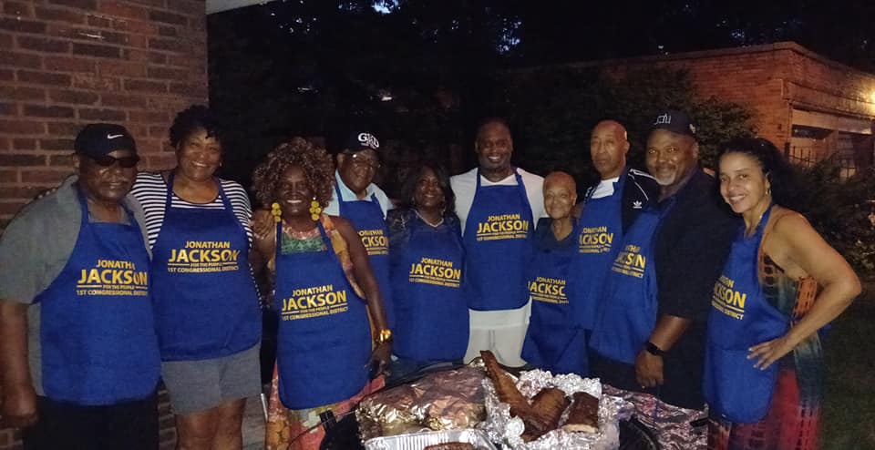 CongressJackson's tweet photo. Happy Labor Day Weekend! Now THIS is how you kick off a great holiday weekend with family, friends, colleagues & MY world-famous BBQ baby back ribs! Doesn't get much better! Be safe, everybody! #Southside #chicago #JonathanJackson #ILFirstDistrict #jonathanjacksonforcongress https://t.co/g3PltFEviX
