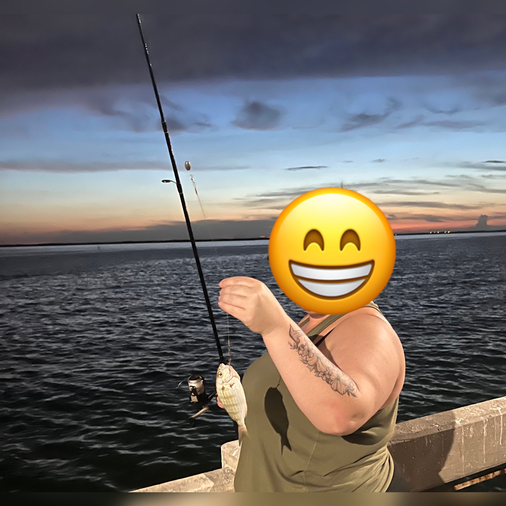 I caught a fishy tonight ♥️ https://t.co/NTfVeuFcRP