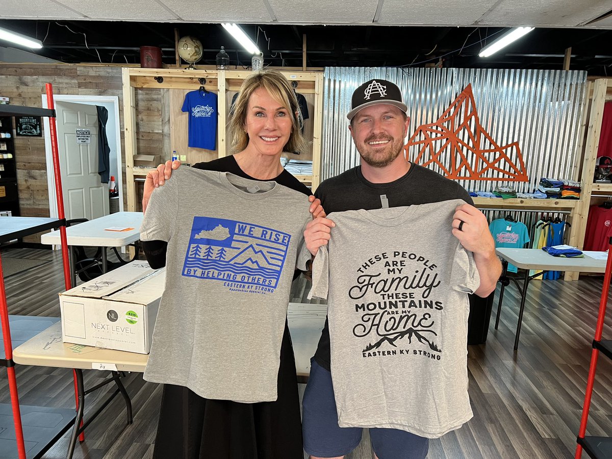 KellyCraftKY's tweet photo. Supporting @appalachianky &amp; the Cats at UK’s opening game — thank you @appappcompany for all you’re doing for our friends and neighbors in Eastern Kentucky! https://t.co/FxbKhjH7k6