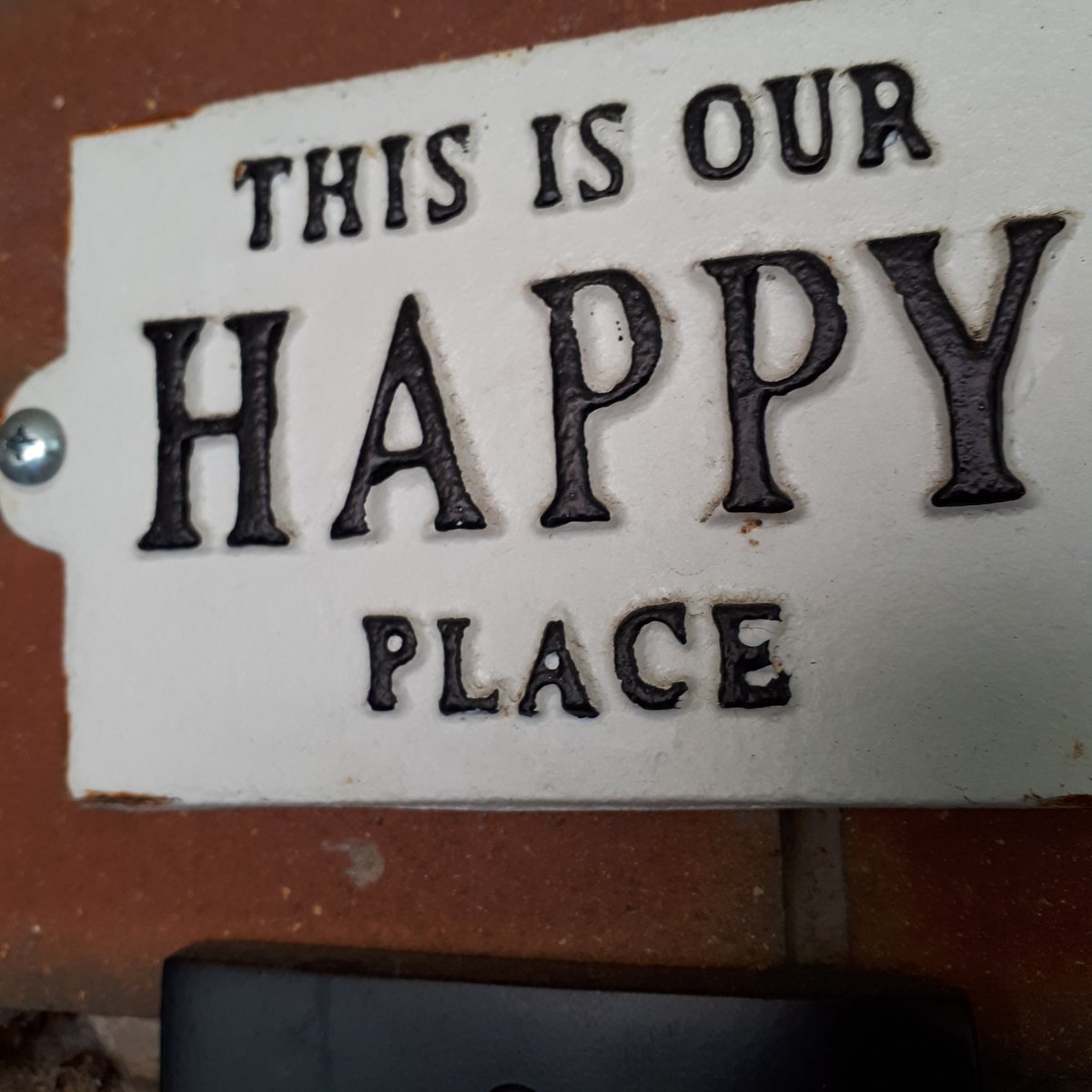 debdchapman's tweet photo. Seen while out canvassing. We all need and deserve a happy place. #canvassing #municipalelections https://t.co/cRUCmxlLjP