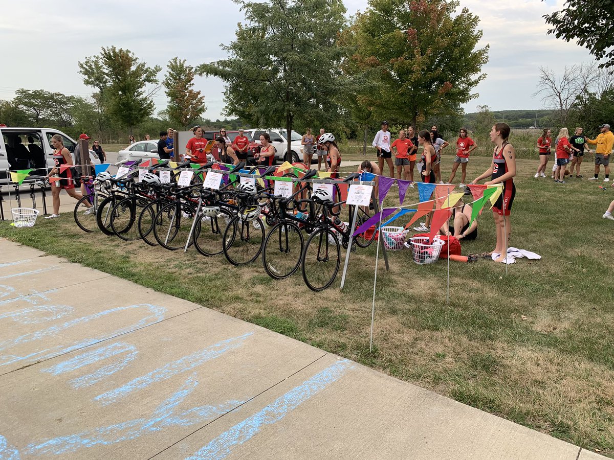 CoeTriathlon's tweet photo. First NCAA event in the books for 2022-2023! Thanks to the Dutch for hosting and Volunteer Coach Jason for leading our women into battle!
Meghan 4th, Megan 7th, Avery 8th https://t.co/srUv4IDBkU