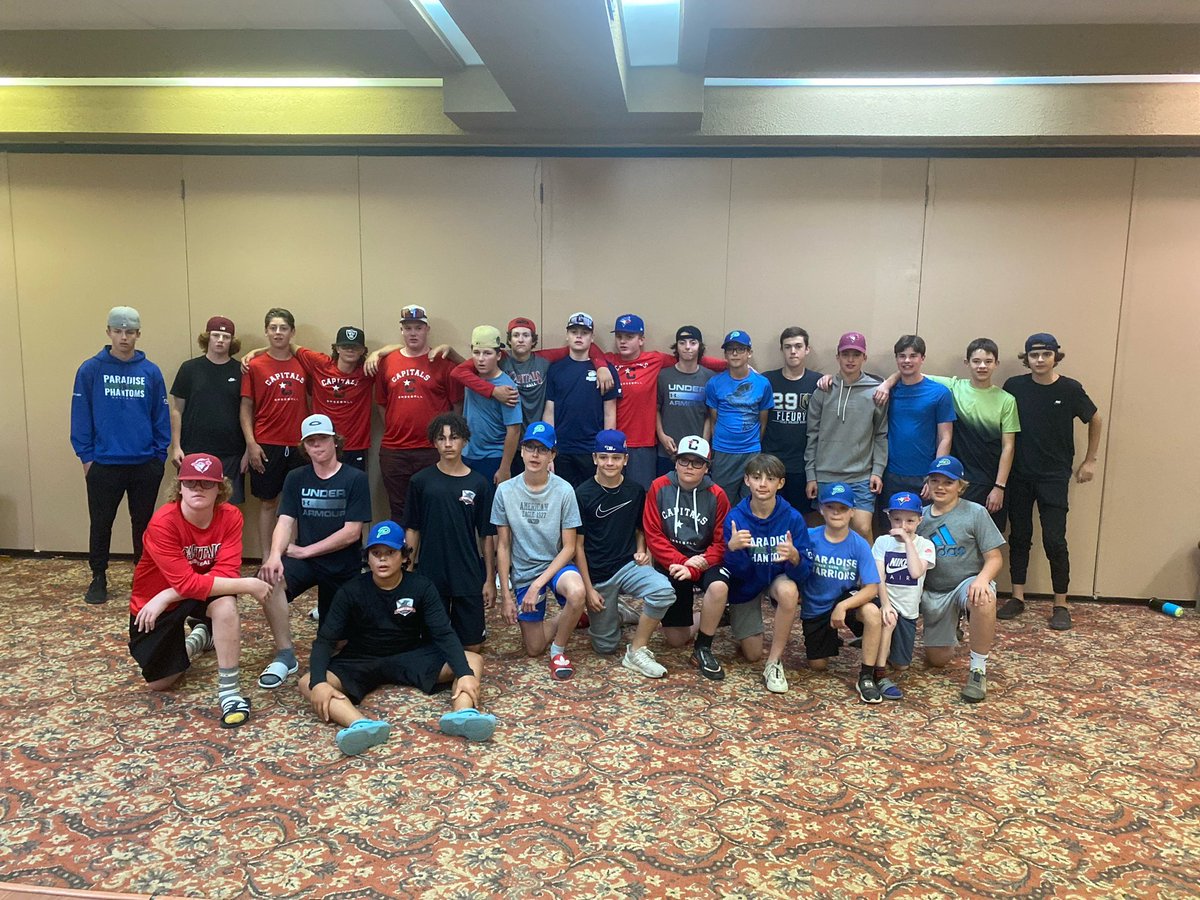 CapsU15aa's tweet photo. Great night spent with our Phantom friends! Hopefully they will come cheer us on tomorrow in our championship game! https://t.co/Se3CJYfsAf