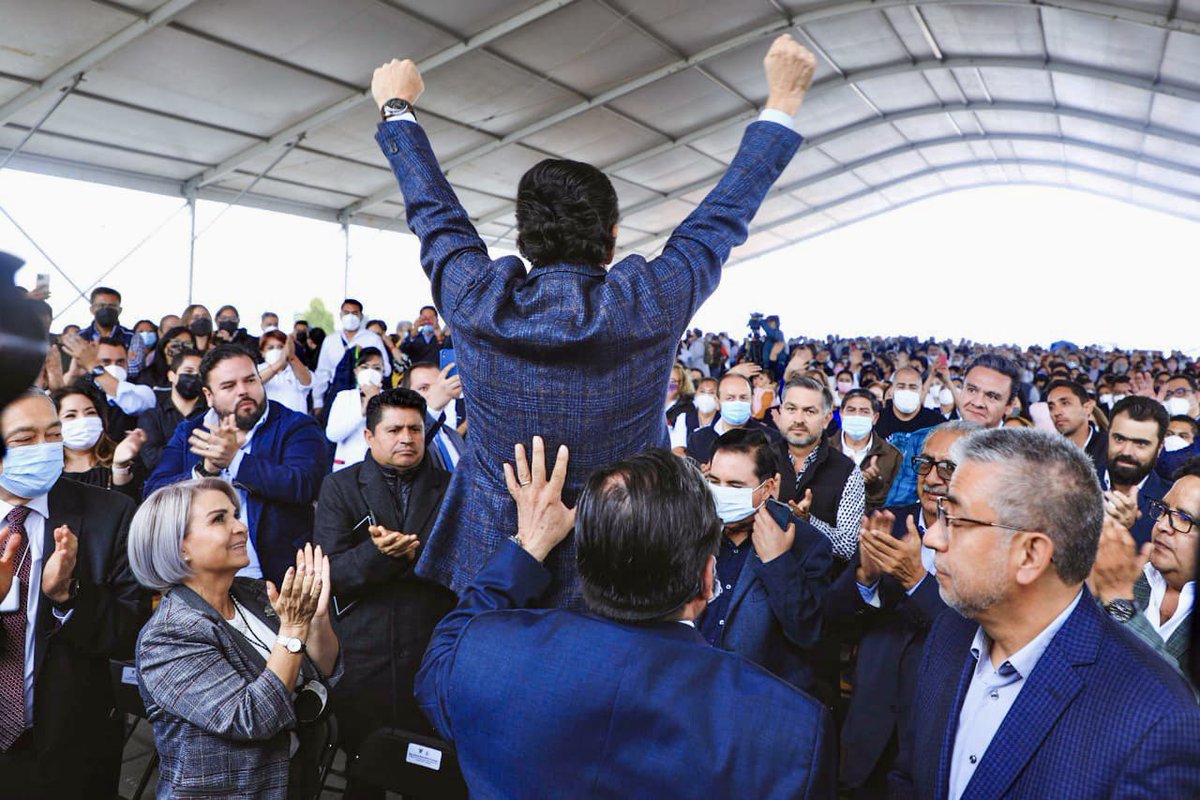 Los llevo en mi corazón ❤️, es un enorme privilegio ser su gobernador. ¡Juntos crecimos y hemos hecho a #HidalgoMásFuerte 💪🏽!