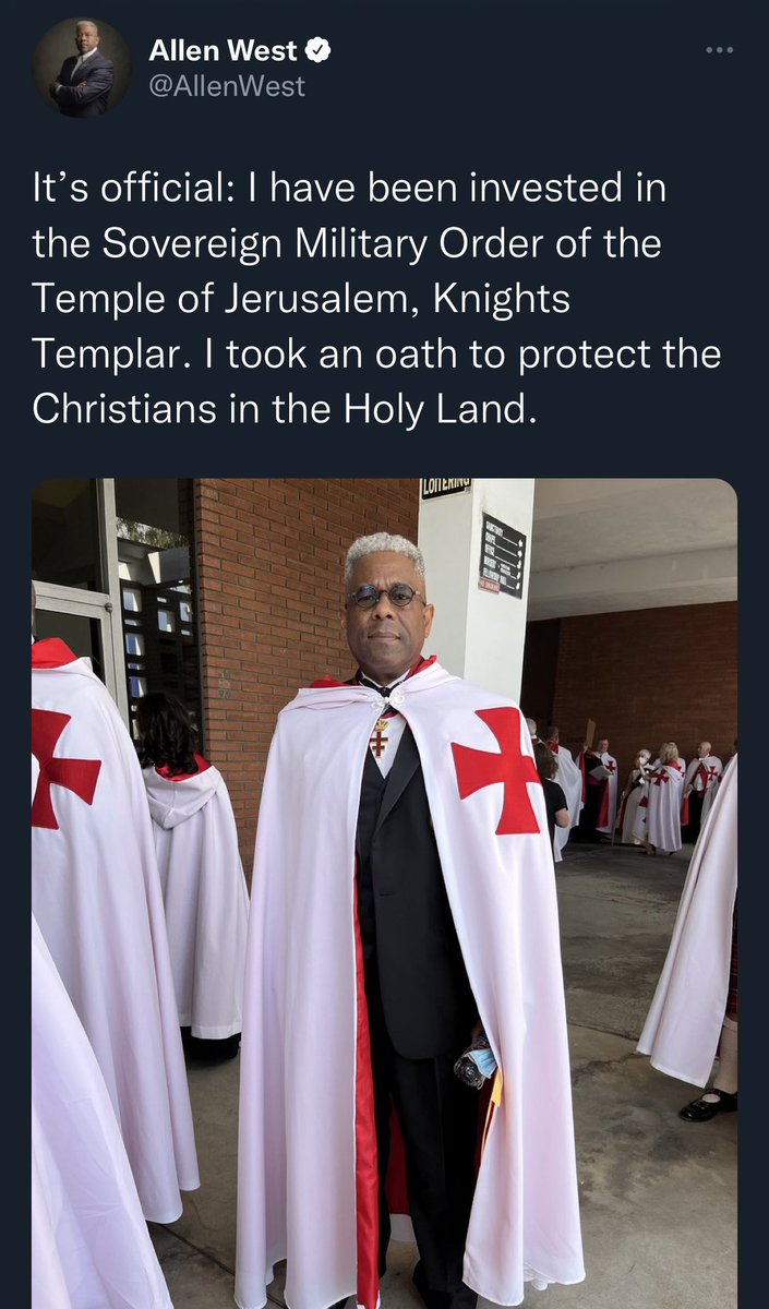 RonFilipkowski's tweet photo. And here I thought the 4th and last Crusade ended in the 14th Century. https://t.co/zGJDU2tZQf