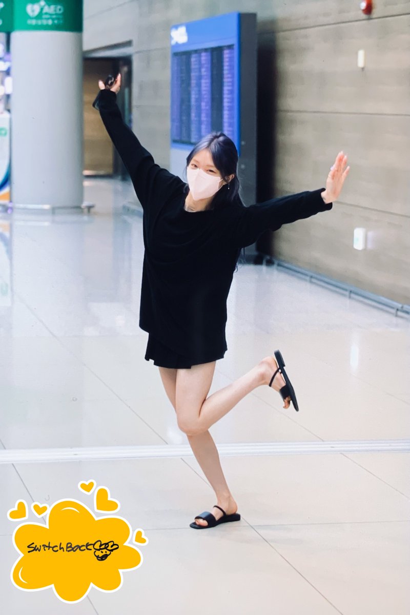 switchback_1111's tweet photo. 220904 Preview 2 

#LOONA #Yeojin #이달의소녀 #여진 https://t.co/Mgw1WIXcR5