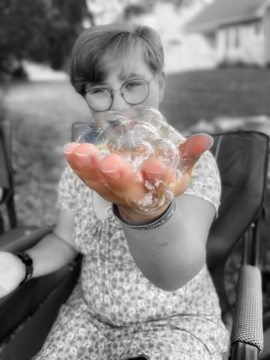 BluedogFoto's tweet photo. bubbles https://t.co/CpYMnkdZkV