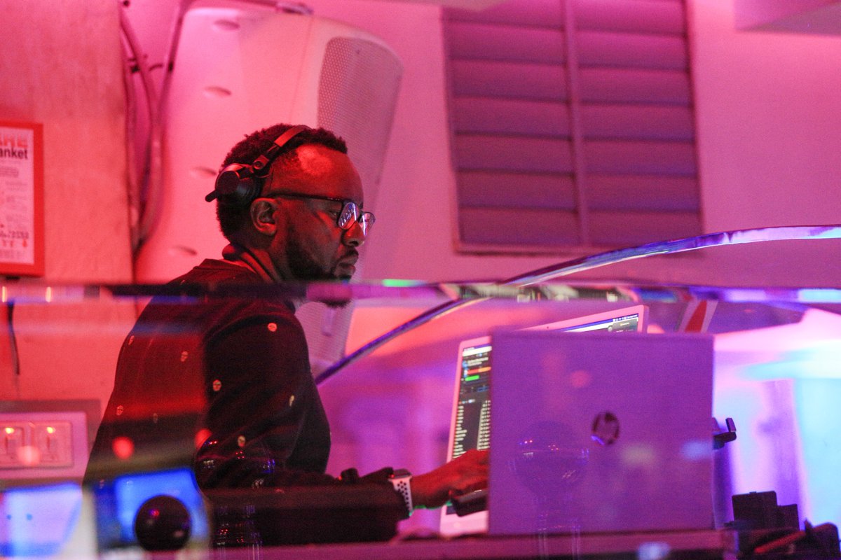 JSelectorJay's tweet photo. @guvnoruganda Saturday Night Fever moments as captured by @Photos_By_Drama 
#SelectorLongTime #SNF https://t.co/oTEhUQHLFd