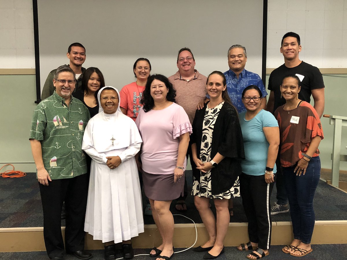 HiCatholicStrng's tweet image. Mahalo Fr. Mark Gantley for presenting a very informative and fun Catechist Training Day at St. Stephen Diocesan Center in Kaneohe! 

#HawaiiCatholicStrong #Hawaii #Catholic #Strong #Oahu #HonoluluDiocese #Kaneohe #StElizabethAiea #CarryYourCross #HaveFaith #PrayTheRosary