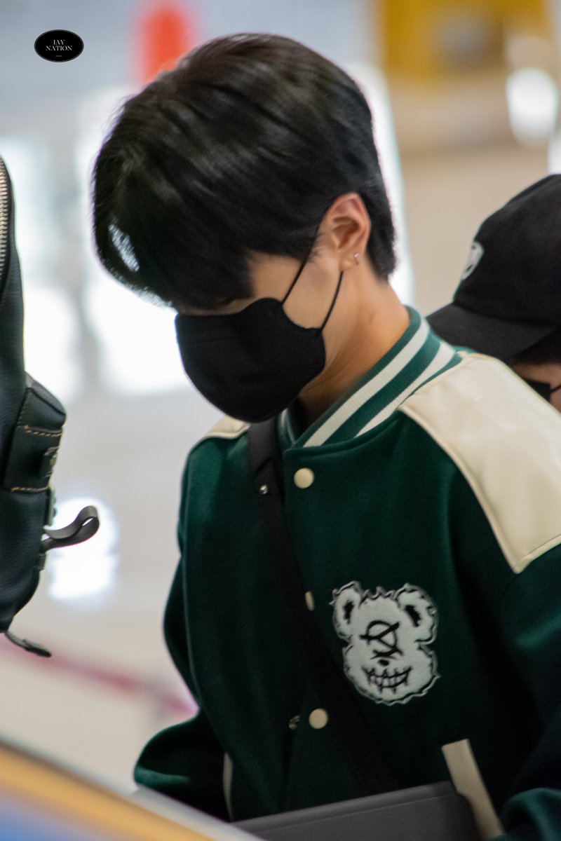 HD 220903 김포 출국 

#ENHYPEN #엔하이픈 #エンハイプン #JAY #제이 #ジェイ