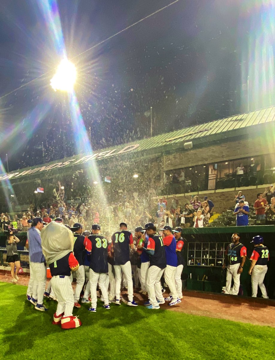SBCubs's tweet photo. Pop the champagne! 🍾 Your SB Cubs are ready for the playoffs 😎 #sbcubs https://t.co/CwU1QqVFF0