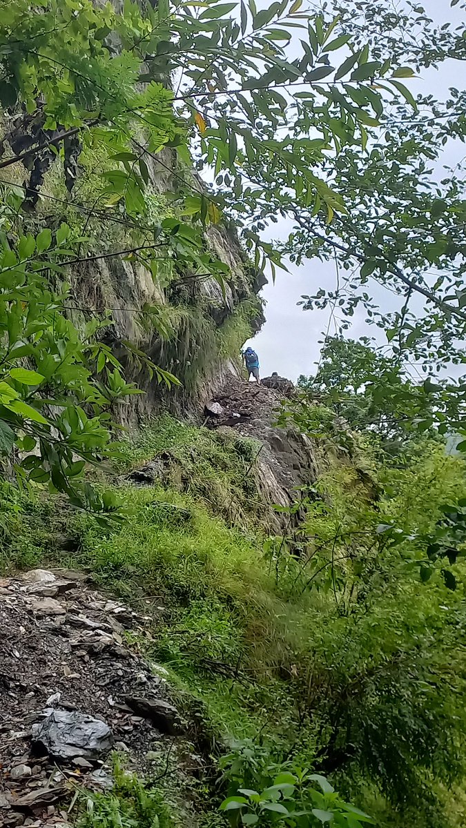 bhnadarisudeep's tweet photo. घुम्नकै लागी बैंक ब्यालेन्स देखाउन नपर्ने ठाउँ :) #Rainas #Lamjung #Travel #NepalHimalayas https://t.co/hqaLM3is3n