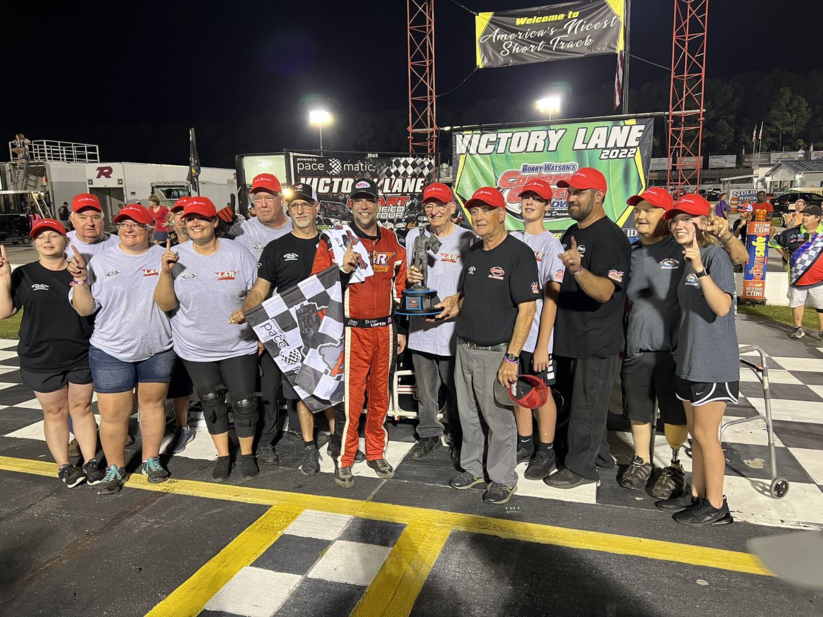SMARTMods_'s tweet photo. Brian Loftin wins The Carteret Clash at @carteretcoswy #Clash99 over @BurtMyersRacing The Shady Grady Team is celebrating with their first Smarty trophy. https://t.co/eZEQcJaK2c