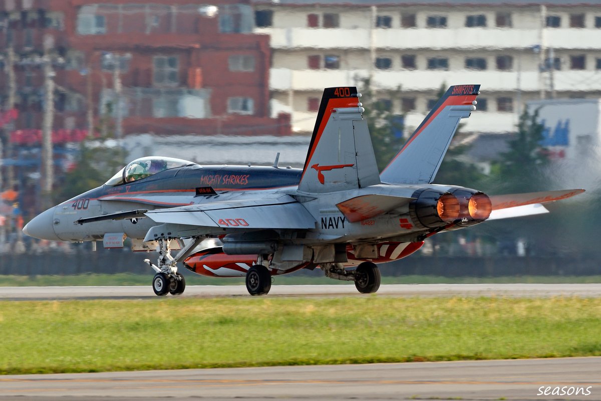 'Hobo'のコールでおなじみのVFA-94 Mighty Shrikes

細かいところまで🔥🔥🔥してくれていましたね👍

#VFA94 #94の日