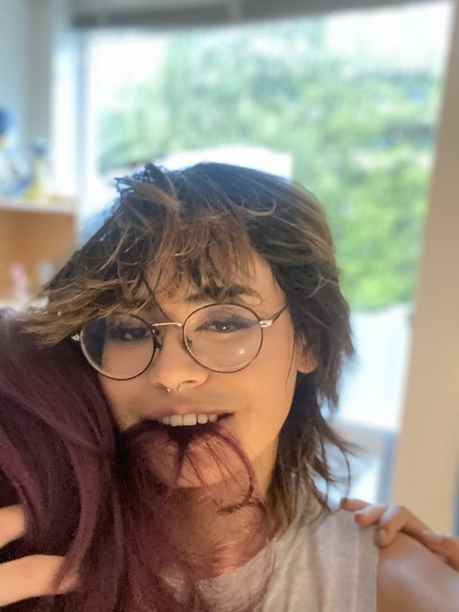 Matched with my ex on tinder - Just finished getting pegged for an hour 😵&zwj;💫🥴 https://t.co/FU9MrE1WU5