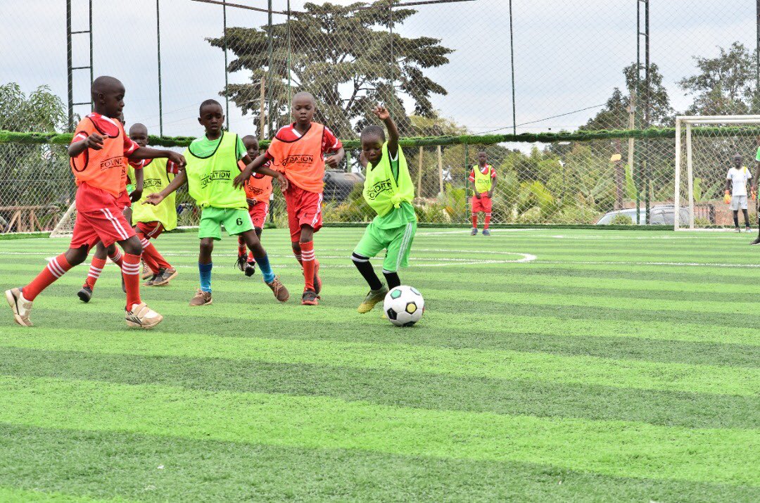 AligumaFound's tweet photo. Our passion is to change lives on and off the pitch for both boys and girls.
 We want our children  to become future African role models in order for them to inspire, support and help others in their communities.

@UEFA_Foundation 

#slumsoccer

https://t.co/etqTJ126Pw https://t.co/pbCXeyCy8P