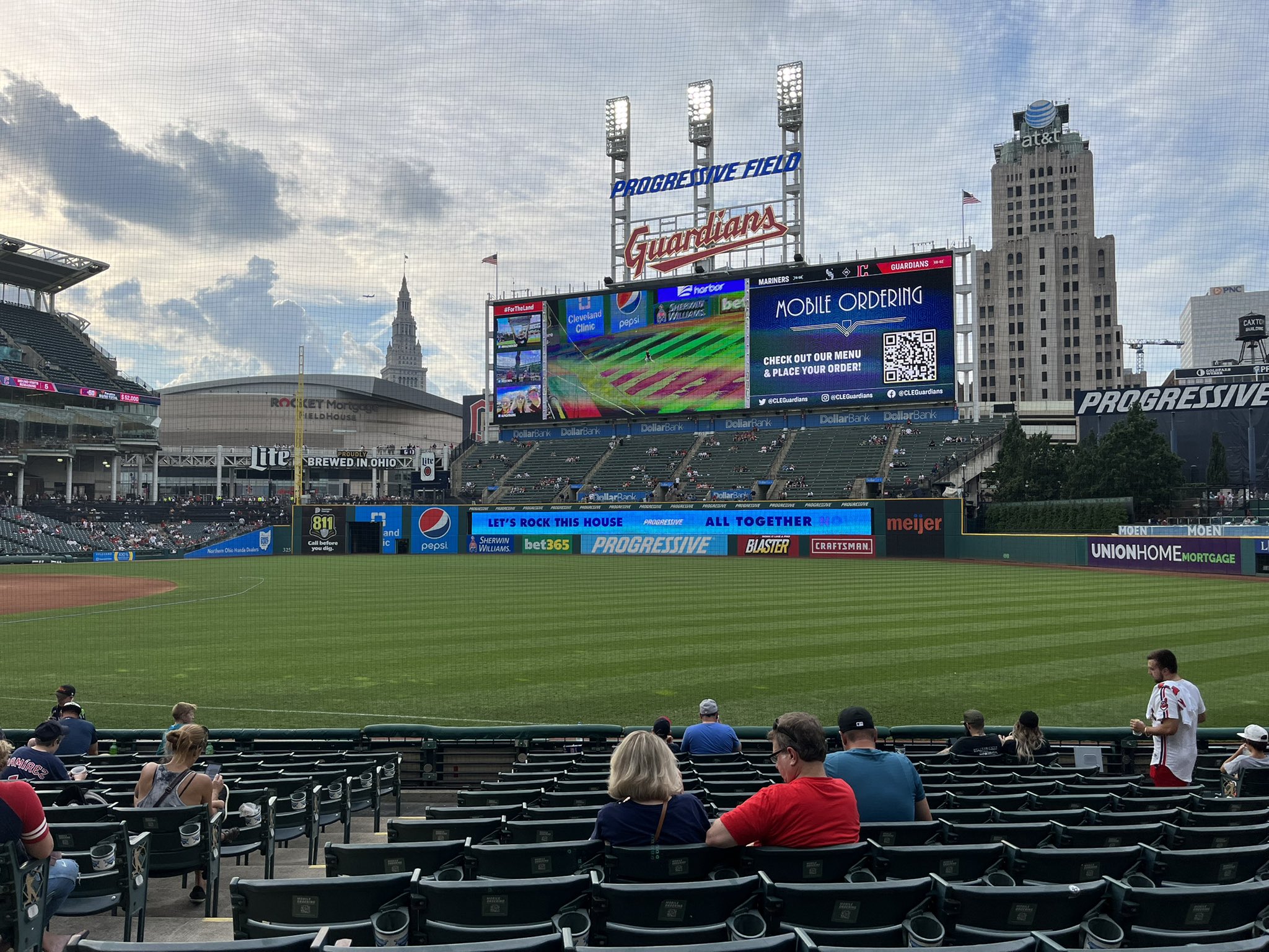 Mariners Uni Database (Ms_uni_database) / Twitter