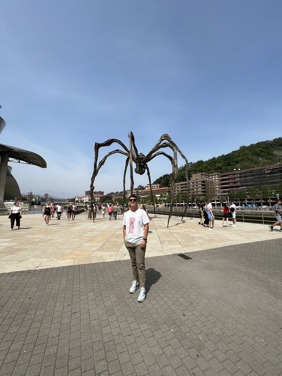 Adrián Santos tweet media