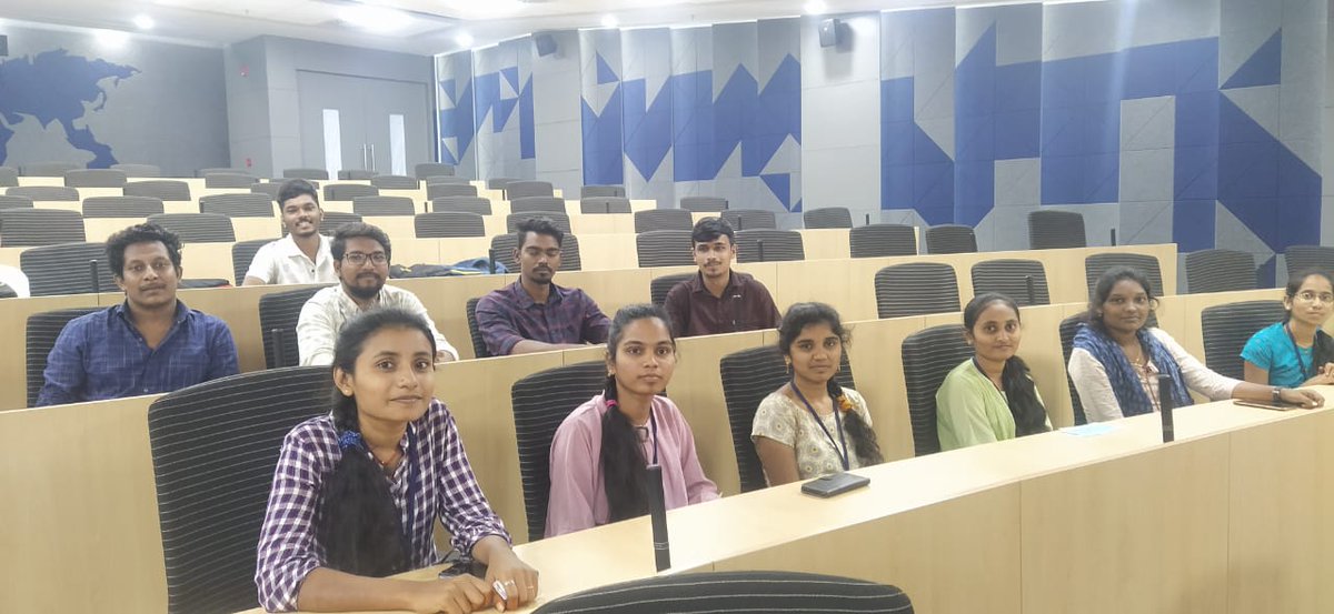 tech_jaygoud's tweet photo. A wonderful experience with @Infosys Industry Visit
Thank you @NivasPCS sir
From 
UCE KU KOTHAGUDEM TEAM https://t.co/DPpPkiR8x3