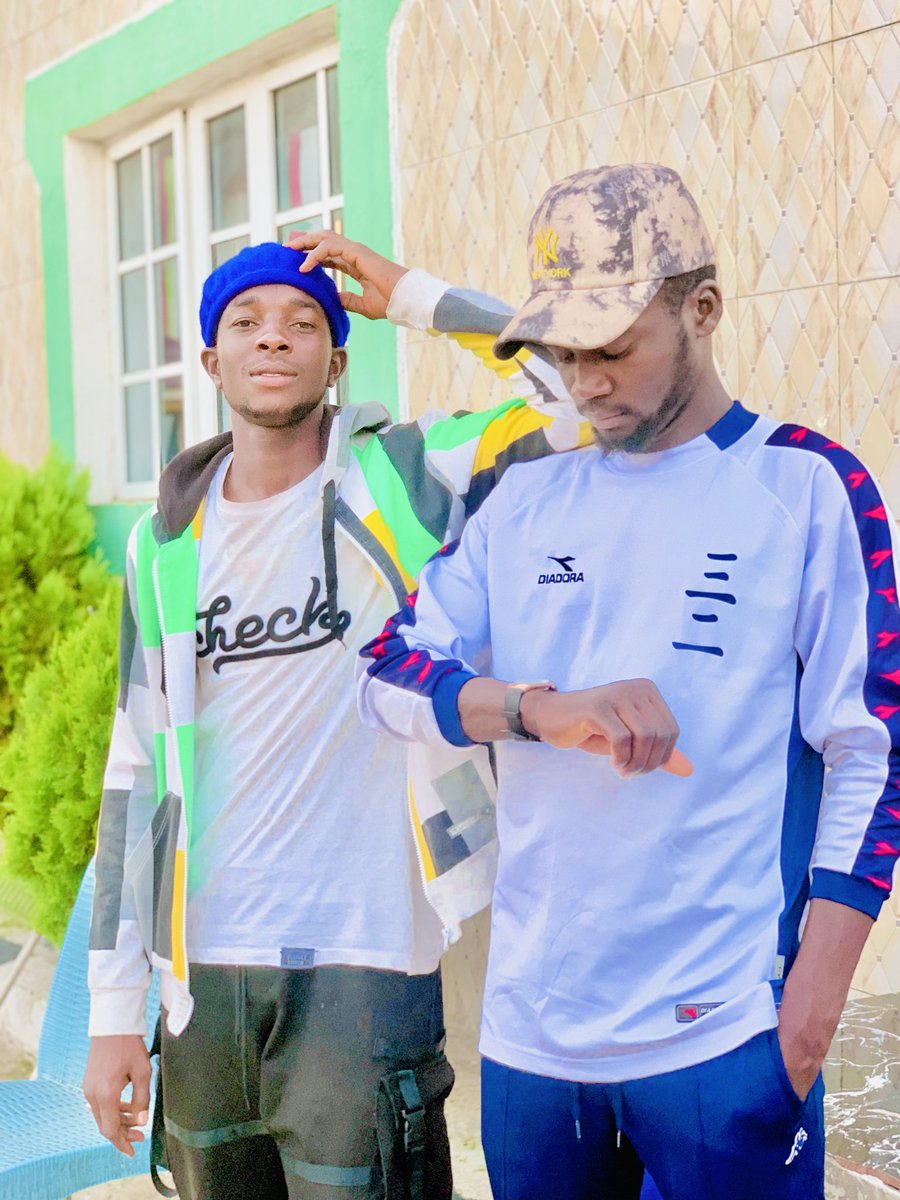 diginityboy686's tweet image. Morning