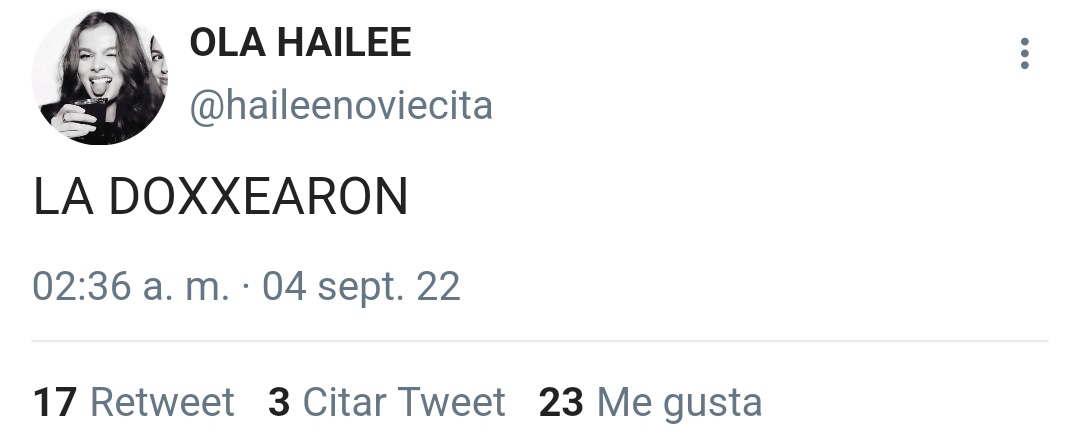 perdimosaivon's tweet photo. au ivyvon 
donde ivon, una sidera famosite por q cada que intentan doxxearla no les sale pq es linda se enamora de una nueva sidera q doxxearon por reclamar d la nada a alguien
o
donde ivy, una twittera aburrida decide hacerse una side publica sin pensar q esto cambiaría su vida https://t.co/88rY8lYvrK