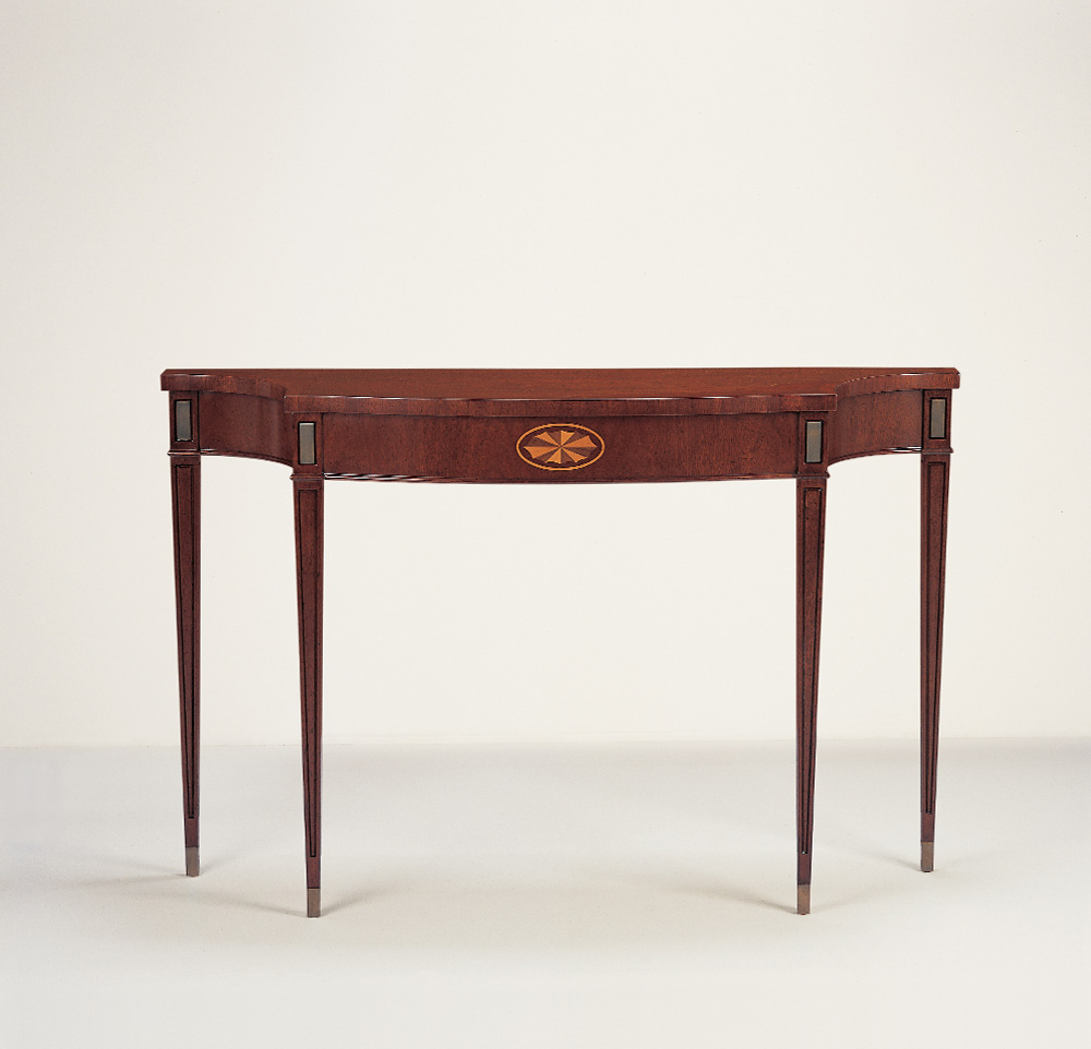 deccaeurope's tweet image. Console with inlay &amp;amp; brass toes from Decca Classics collection - Decca Home. #console #deccaclassics #deccahome #deccafurniture #luxuryfurniture #interiordesign