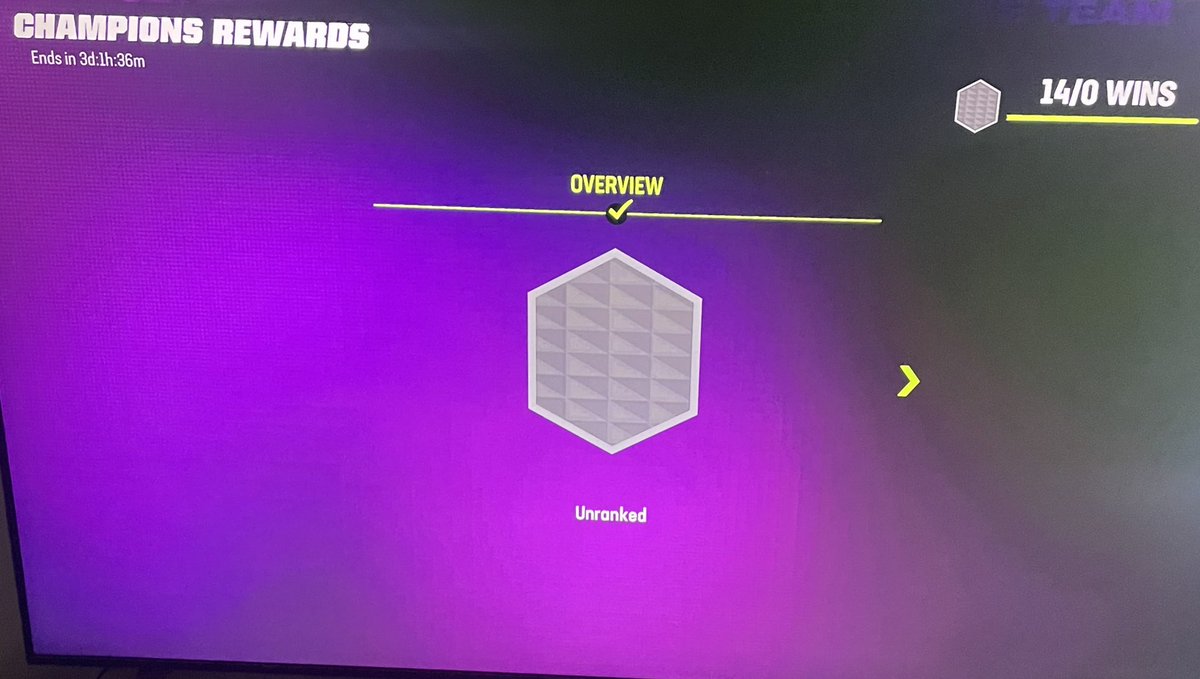 YellEll's tweet photo. @EAHelp Still can’t access champions after being glitched out. What yall doin bout this? https://t.co/5LE3g3Wocw