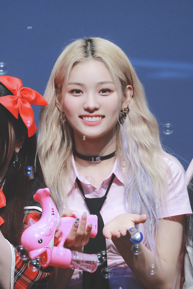 Sangah_PP's tweet photo. #HAPPYSANGAHDAY
항상 웃고 행복만하자 우리🥰 https://t.co/3YaEos6q3E