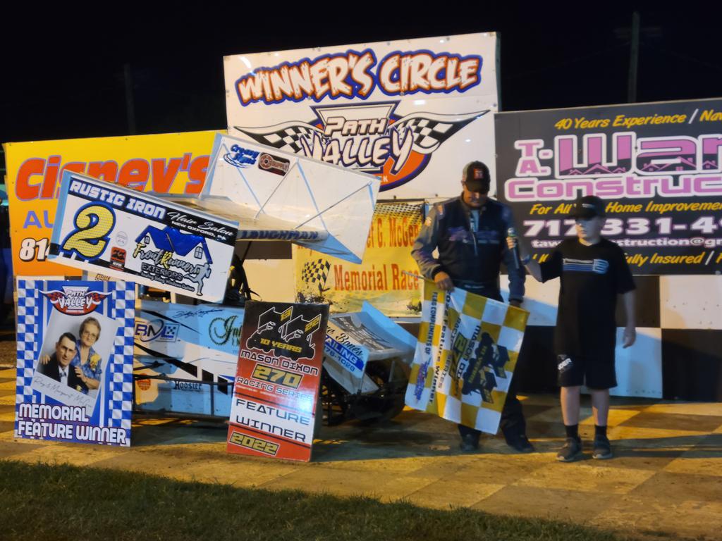 MD270Series's tweet photo. Bill Laughman wins tonight's feature! #MD270 https://t.co/BiZ490tK03