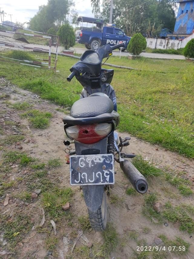nslwin's tweet photo. BREAKING: 

A Rohingya shot dead:

At 7 am today. A young Rohingya man on a motorbike crosses the checkpoint at Police Battalion 36, in front of Sittwe Uni. &amp; shows all docs. Yet, the police shot him to death without any reason. Sent dead body to General Hospital for postmortem. https://t.co/7JD5ctXM9A
