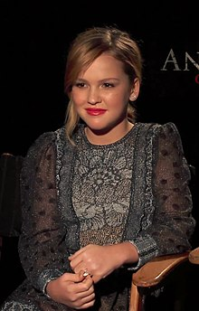 merlinpapin3's tweet photo. .@FredOL69007 On souhaire un Bon Anniversaire l'actrice #TalithaBateman qui a 21 ans , vue dans :
Love Simon
Ma vie de Chat
La 5ème vague
Annabelle 2
Countdown https://t.co/jvEnUaWcyT