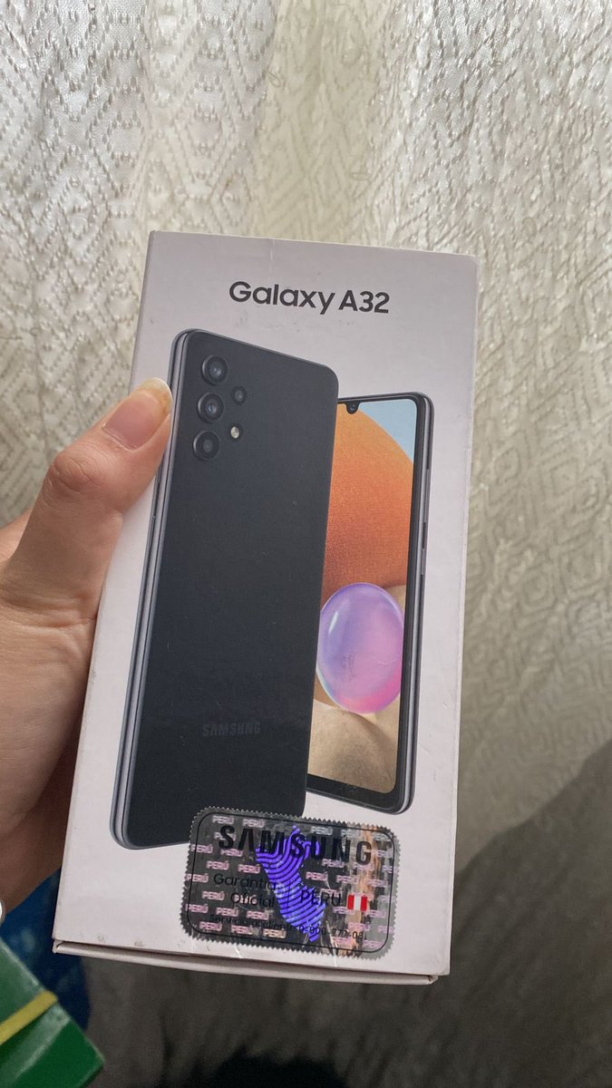 ximeverse5's tweet photo. Amigos como pocos sabrán, Mocca hoy nos dio el susto de la vida.
Hicimos varios exámenes y consultas, casi 4mil soles x una operación…
Estamos vendiendo este Samsung Galaxy A32 color negro de 128gb nuevo con cargador nuevo y en caja.
Cualquier Info dm.
Me ayudarían con un RT 🙏🏻 https://t.co/sWxokWqA25