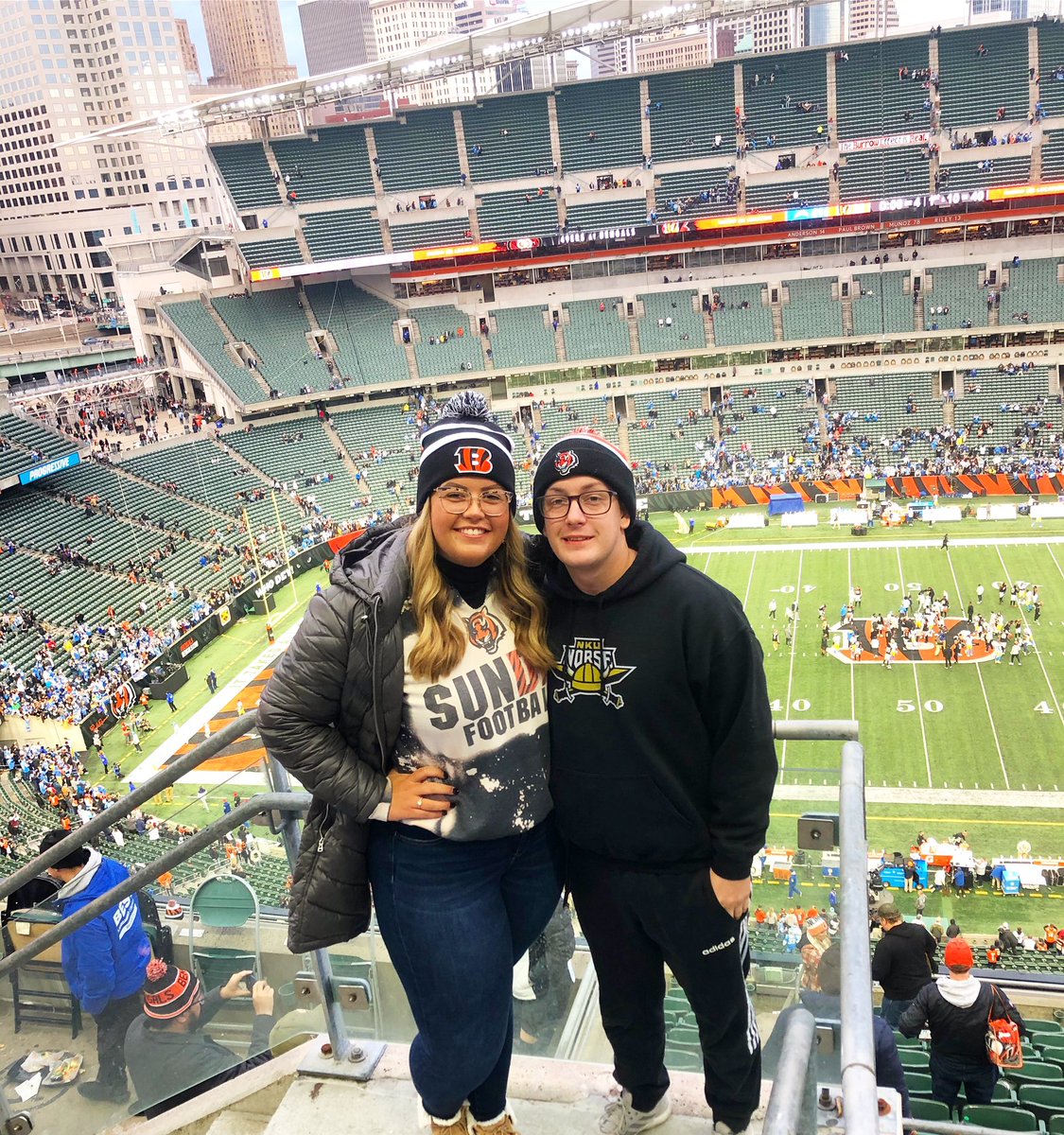 werringc's tweet photo. @Bengals @budlight @kevincarr05 https://t.co/eHp7JAz8as
