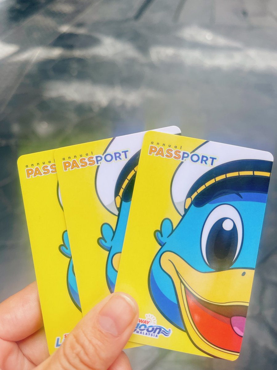 Sunway Lagoon へ。
年パスの更新に30分かかった🫠
のに、入場機械でエラーでた😂
久々にTHEマレーシアの洗礼だ…