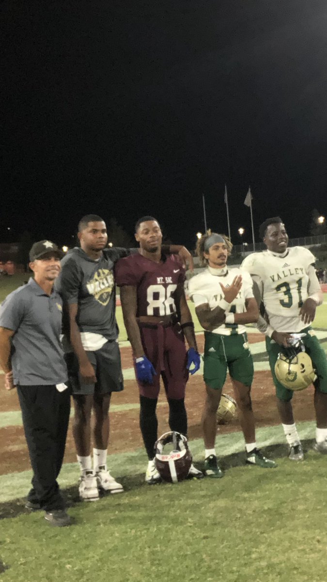 Coach Jay Wag (@coachjaywag) on Twitter photo These boys are family to me, we were all <a href="/resedafootball/">Reseda Charter High Football</a> guys who continued to chase the dream💯 proud of my boys These boys are family to me, we were all <a href="/resedafootball/">Reseda Charter High Football</a> guys who continued to chase the dream💯 proud of my boys