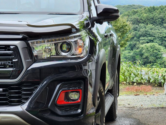 少し離れた所から30倍ズーム撮影テスト。一億八百万画素すげぇ❗ 