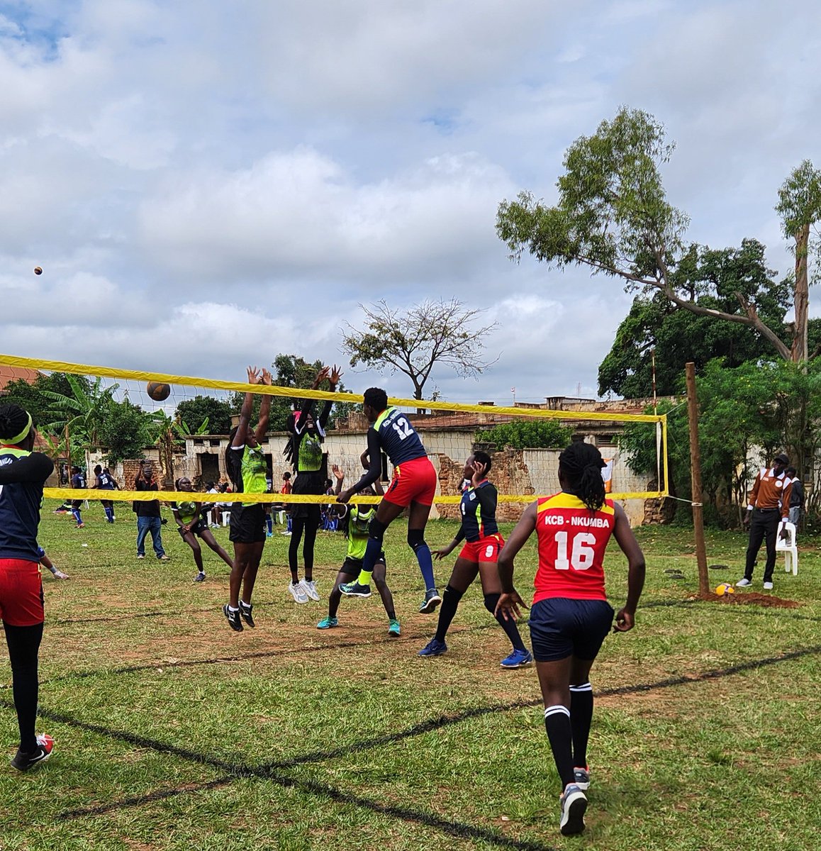 kanyesigye Flavia tweet media