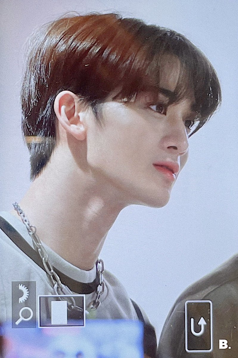 bbb_0510's tweet photo. 220904 잘생깃네 ㅋ..
#배진영 #BAEJINYOUNG #CIX https://t.co/zsK1B6SsQt