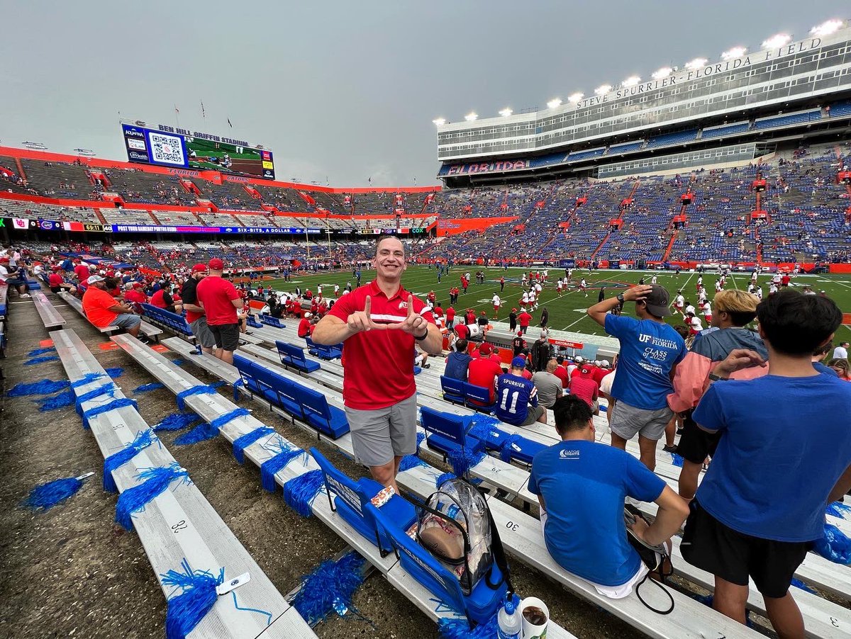 MSingleton24's tweet image. What an experience at @FloridaGators Not the outcome we hoped for, but both teams played hard.   Until next year @FloridaGators we’ll meet you at @RiceEccles. @Utah_Football