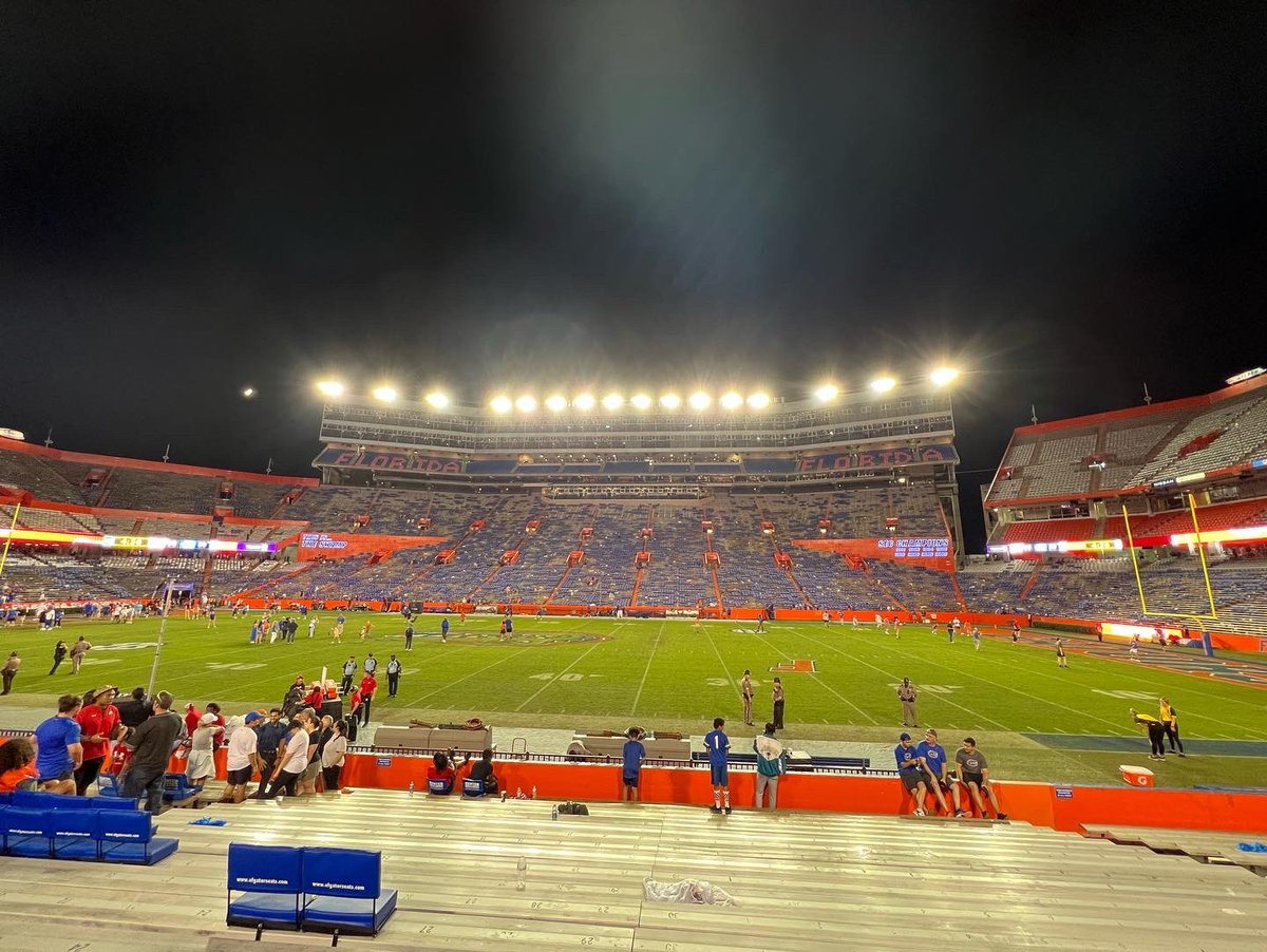 MSingleton24's tweet image. What an experience at @FloridaGators Not the outcome we hoped for, but both teams played hard.   Until next year @FloridaGators we’ll meet you at @RiceEccles. @Utah_Football