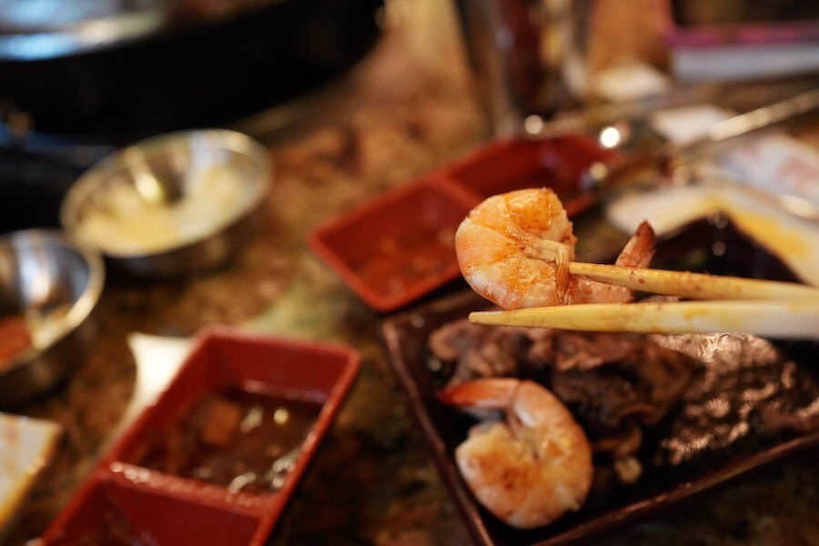 GourmetCarte's tweet photo. I have always thought that shrimp is not suitable for BBQ because it is plain and loses the taste of the shrimp. #LosAngeles #lafood #foodie #foodies #cafood https://t.co/D6Y7j7yLqI